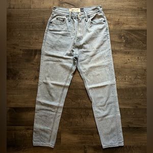 Gap Reverse Fit Jeans